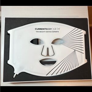Skin LED Light Therapy Mask - White